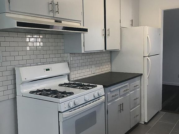 4th image of 4046 Artesia Blvd
