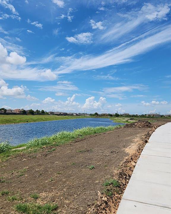 669 Woodhaven Lakes Dr, La Marque, TX 77568 MLS 29418533 Zillow