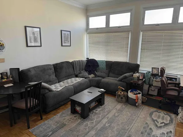 223 Bloomfield St APT 3F, Hoboken, NJ 07030
