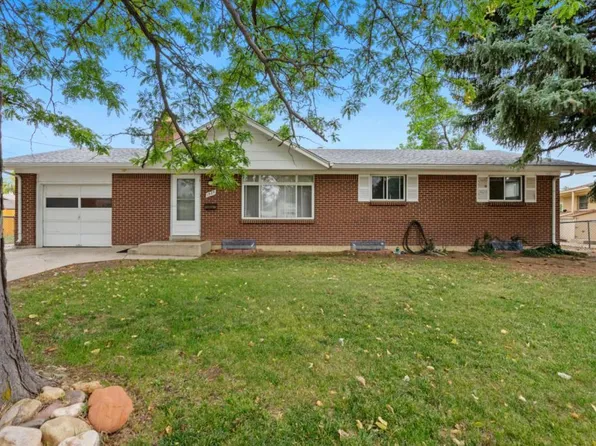 1225 Heather Dr, Loveland, CO 80537