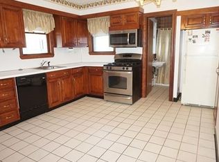 192 Adams St, Newton, MA 02458
