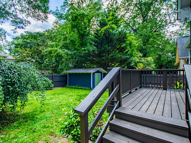 1818 Taylor Ave — Photo 54
