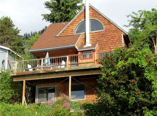 15892 S Lakeshore Rd, Chelan, WA 98816