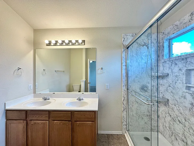 4510 Causeway Ct — Photo 17