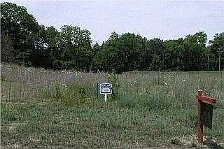 9014 Hidden Ct W photo 1