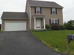 80 Huttons Vireo Dr, Martinsburg, WV