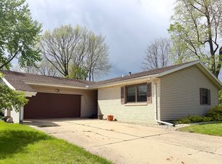 2717 Cherie Ln, Ottawa, IL 61350
