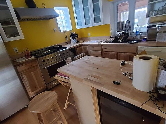 3rd image of 52 Martins Rd