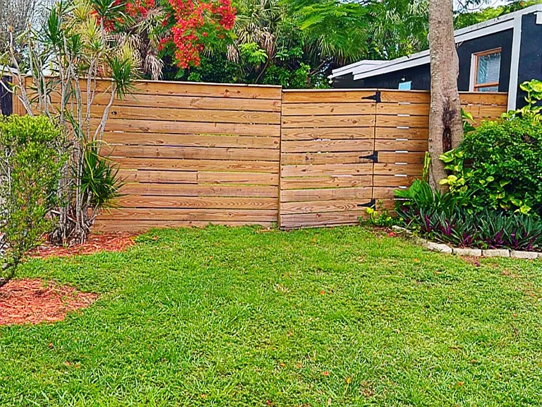 3650 NW 44th Ave — Photo 3