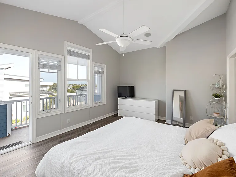 231 Aviation Pl — Photo 36