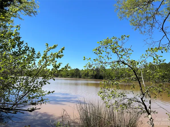 890 Pine Ridge Rd, Chester, SC 29706