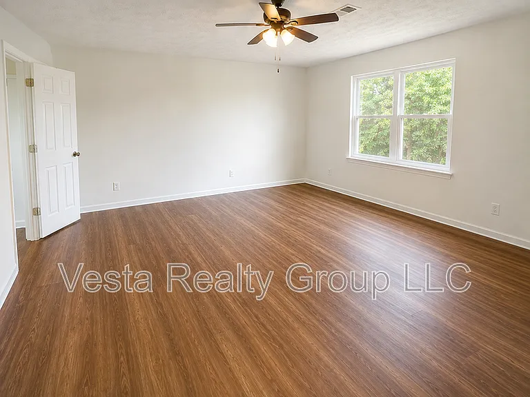 110 Thomas Trl — Photo 14