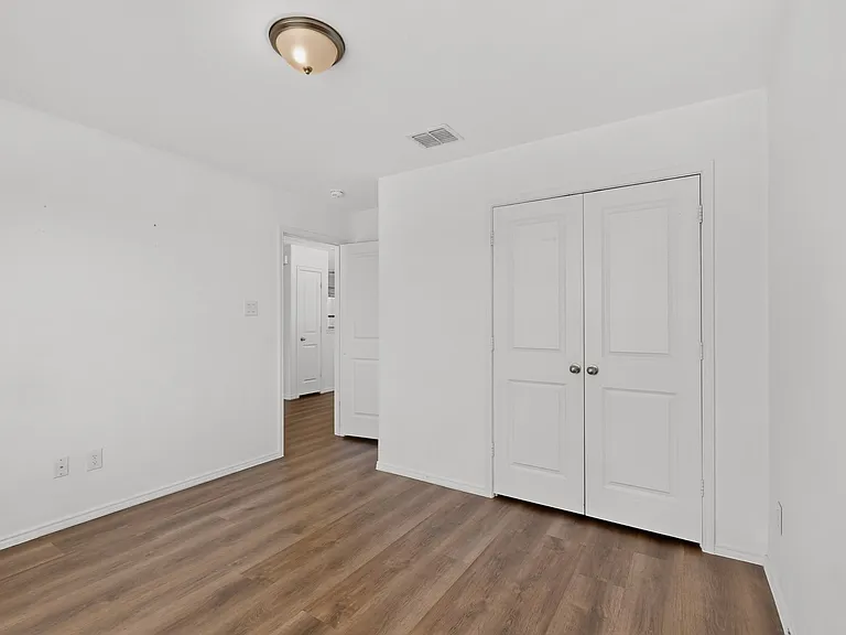 2285 Obsidian Dr — Photo 35