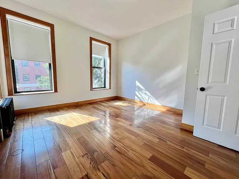 101 Jefferson Ave #2 — Photo 10