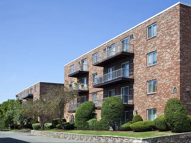 Northgate Apartments — Photo 7
