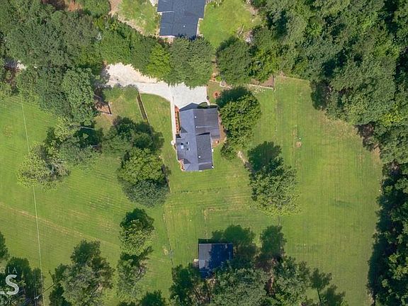 2nd image of 3474 Pate Dr