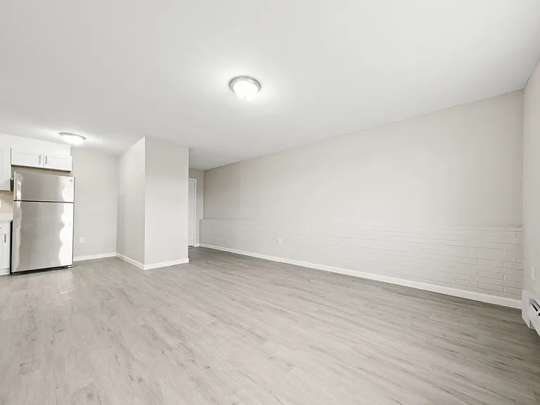 Tailwinds Apartments — Photo 41