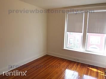 2nd image of 15 Mount Hood Rd #46