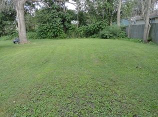 15 N Calhoun St, Aurora, IL 60505