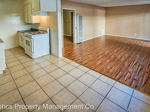 5th image of 1145 Elden Ave APT 1