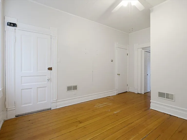 1616 W Le Moyne St #2 — Photo 4