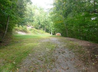 949 Pierce Rd, Marion, VA 24354