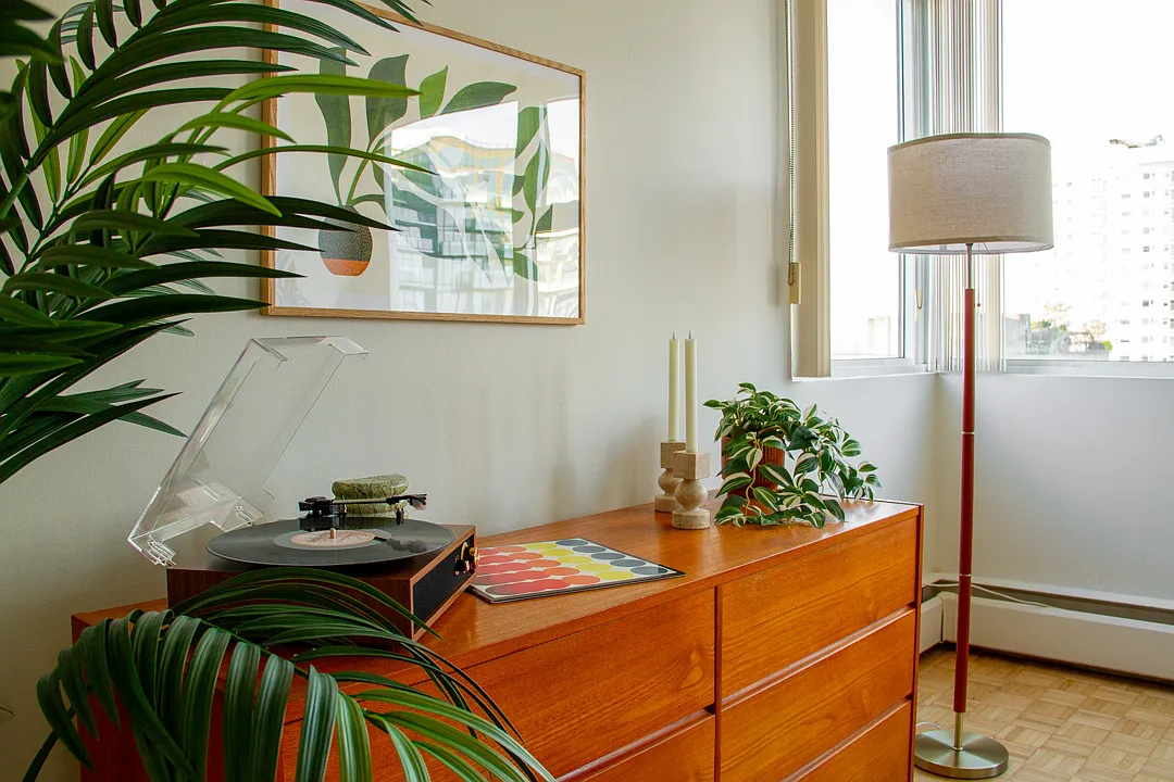 1225 Cardero Street Vancouver — Photo 4