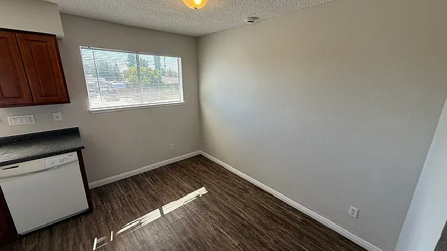2257 N Meridian Ave #204 — Photo 7