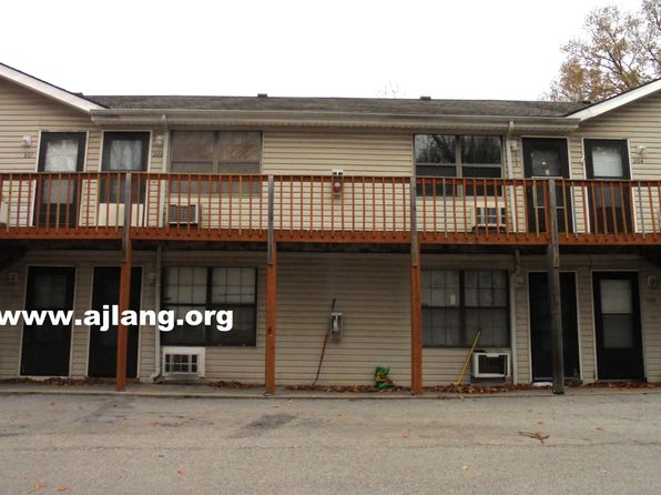 10924 W 58th St APT 203