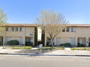 12745 Navajo Rd APT 8, Apple Valley, CA 92308