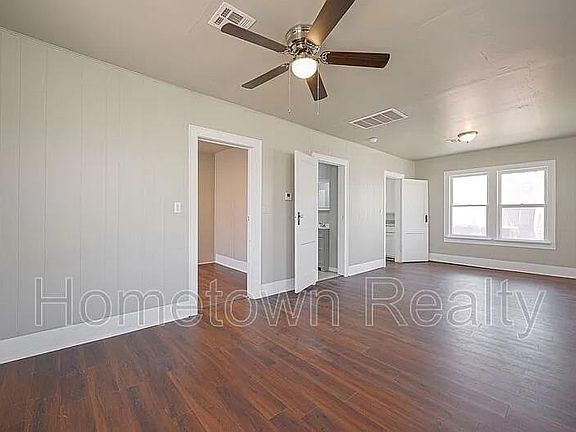 5th image of 612 SE 28th St