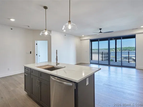4925 Robins Cir #1B, Osage Beach, MO 65065