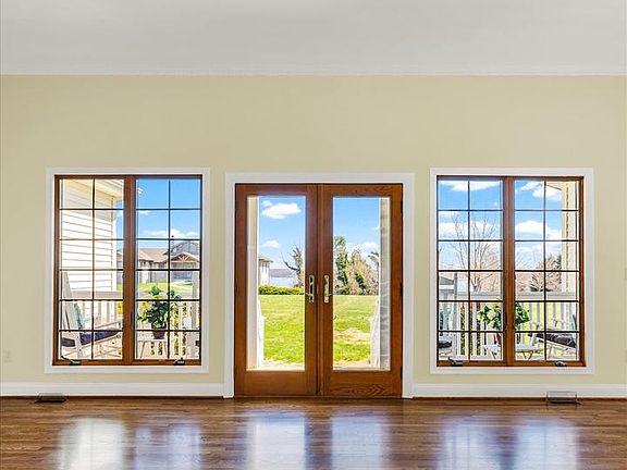 5th image of 39 Clearview Ct