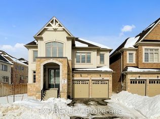 21 Fair Winds Ln, East Gwillimbury, ON L9N 0V5
