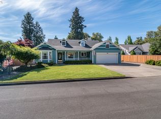 760 W Hickory St, Roseburg, OR 97471