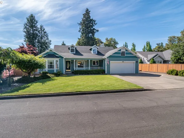 760 W Hickory St, Roseburg, OR 97471