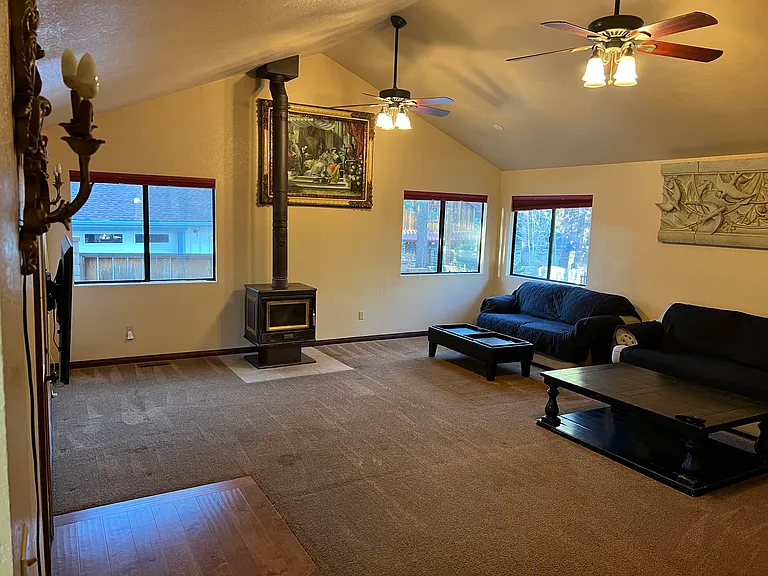 39900 Lakeview Dr — Photo 20