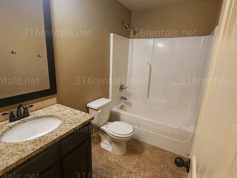 5645 N Lycee Ct — Photo 11
