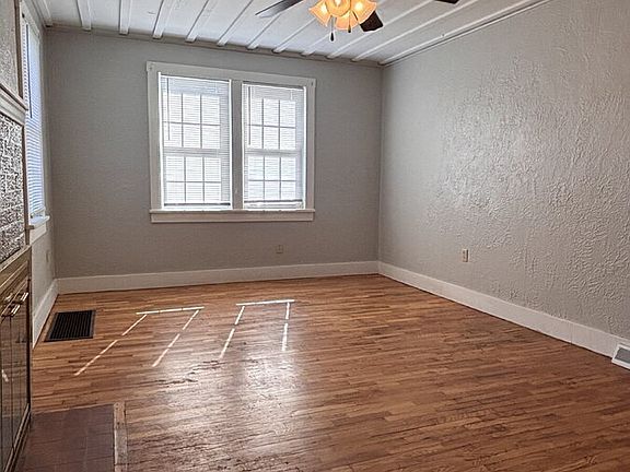 3rd image of 1411 New Madrid St