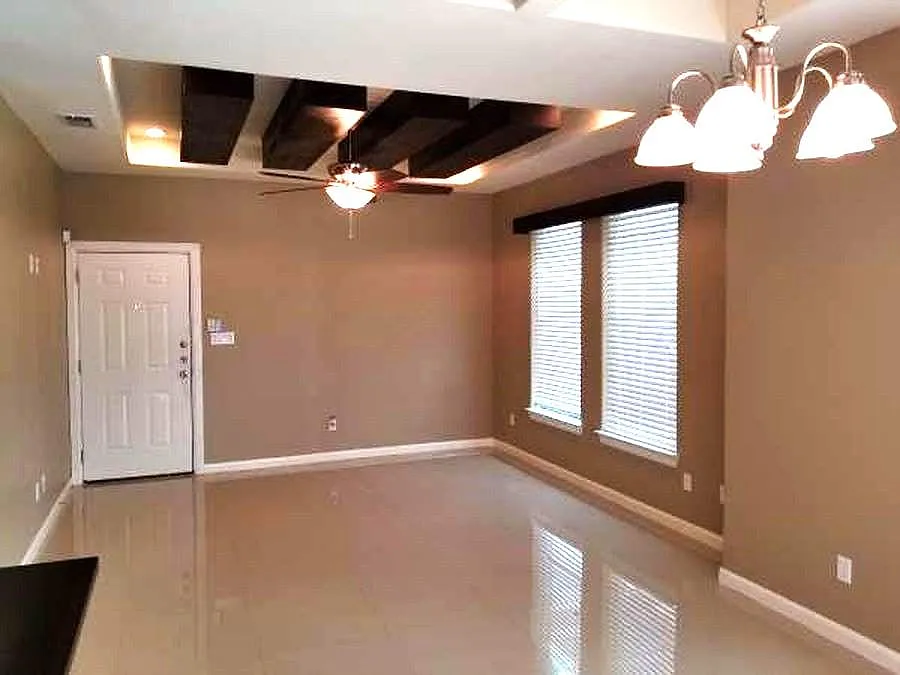 1428 Leann Rimes Rd — Photo 2