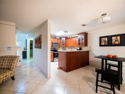 6970 NW 174th Ter APT 402, Hialeah, FL, 33015