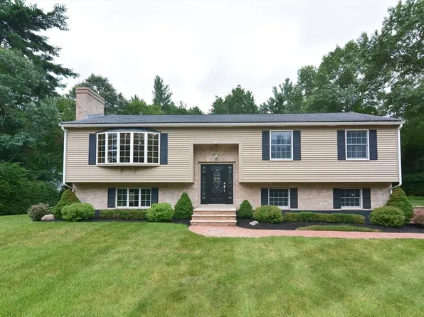 25 Tommi Ann Ter, Bridgewater, MA 02324
