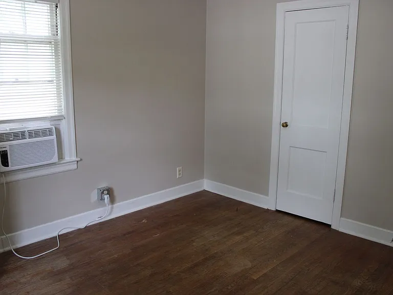 Thurston 812-814 — Photo 10