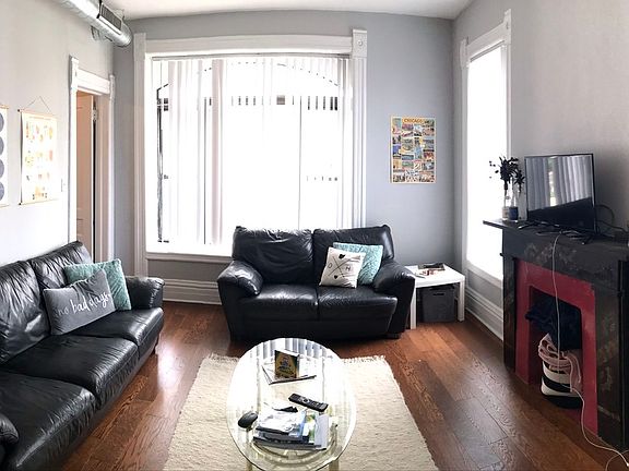 3rd image of 2679 N Lincoln Ave #3