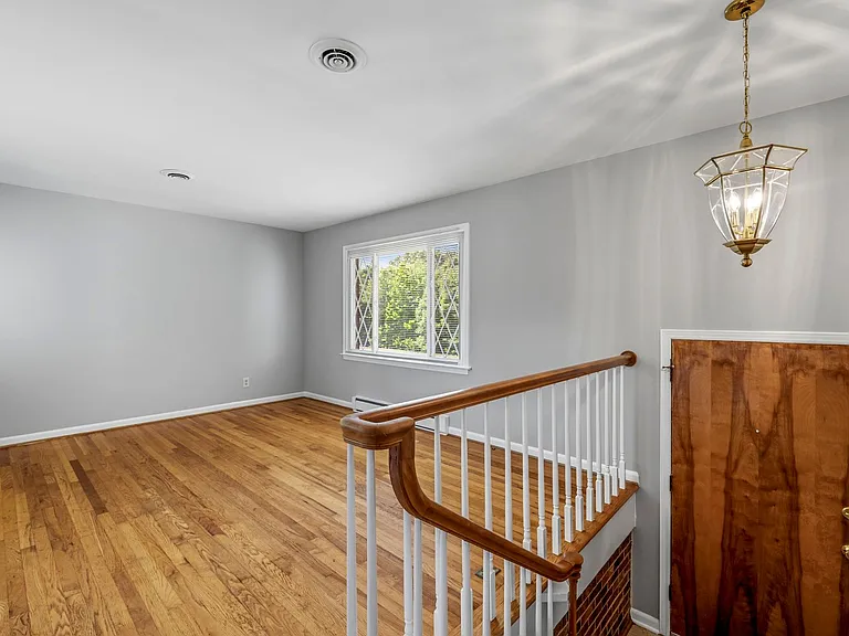 2309 Bridgette Blvd — Photo 14
