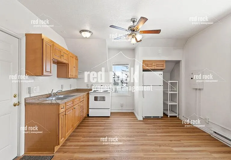 902 W Mansfield Ave #3 — Photo 5
