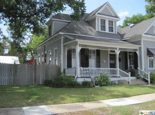 507 N William St, Victoria, TX 77901