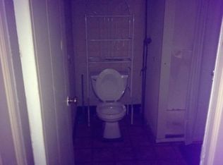 7127 Myrtle Ave, Ridgewood, NY 11385