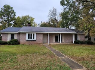 3501 Royal Carriage Dr, Montgomery, AL 36116