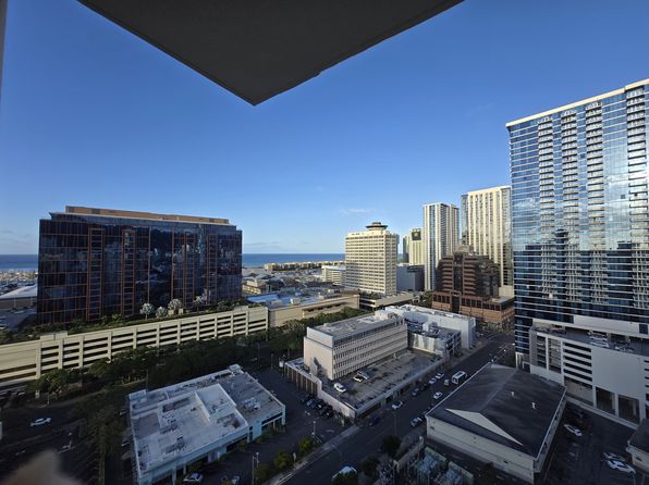 747 Amana St APT 2216